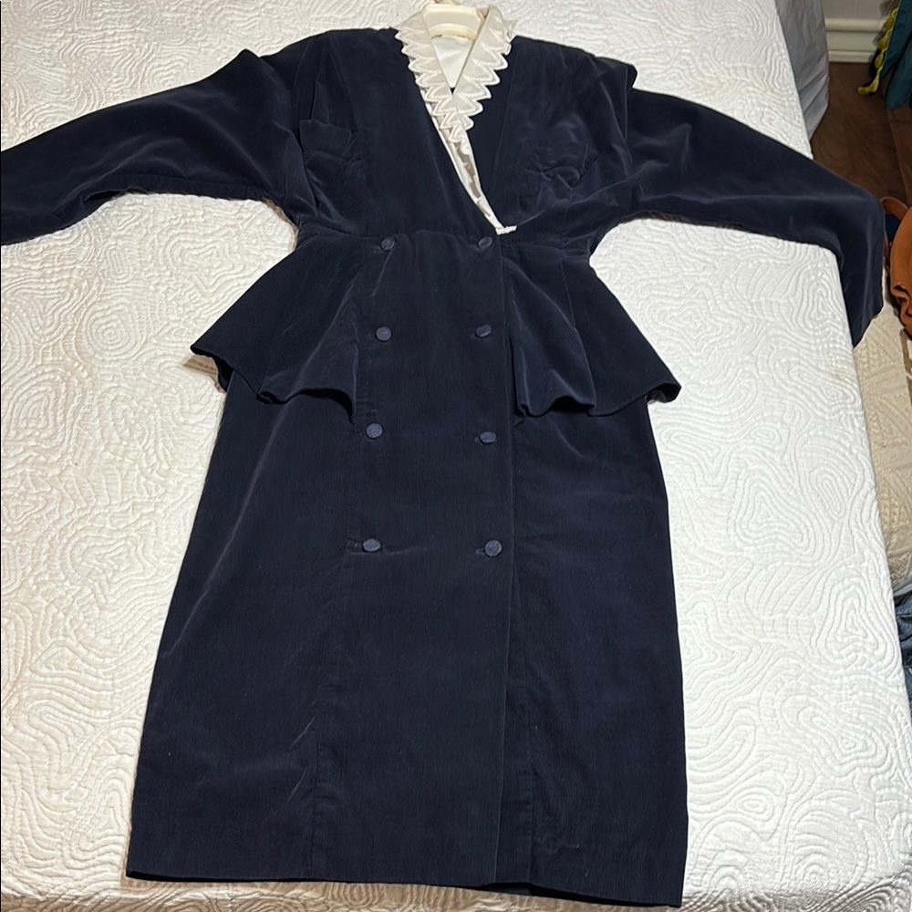 Elegant Navy Long Sleeve Dress